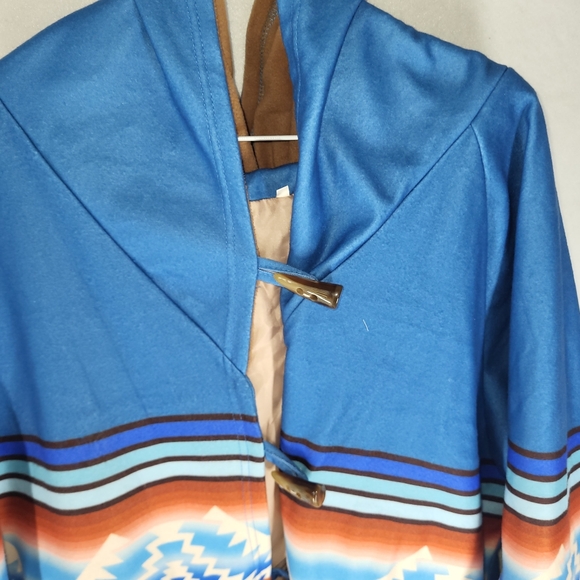 Blue Navajo Style Oversized Jacket - Picture 8 of 12